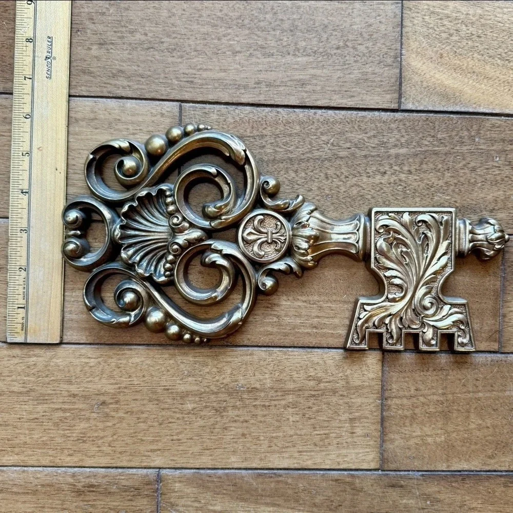 VTG 70s MCM Syroco Homco Gold Key Wall Decor Fleur De Lis Lys Hollywood Regency